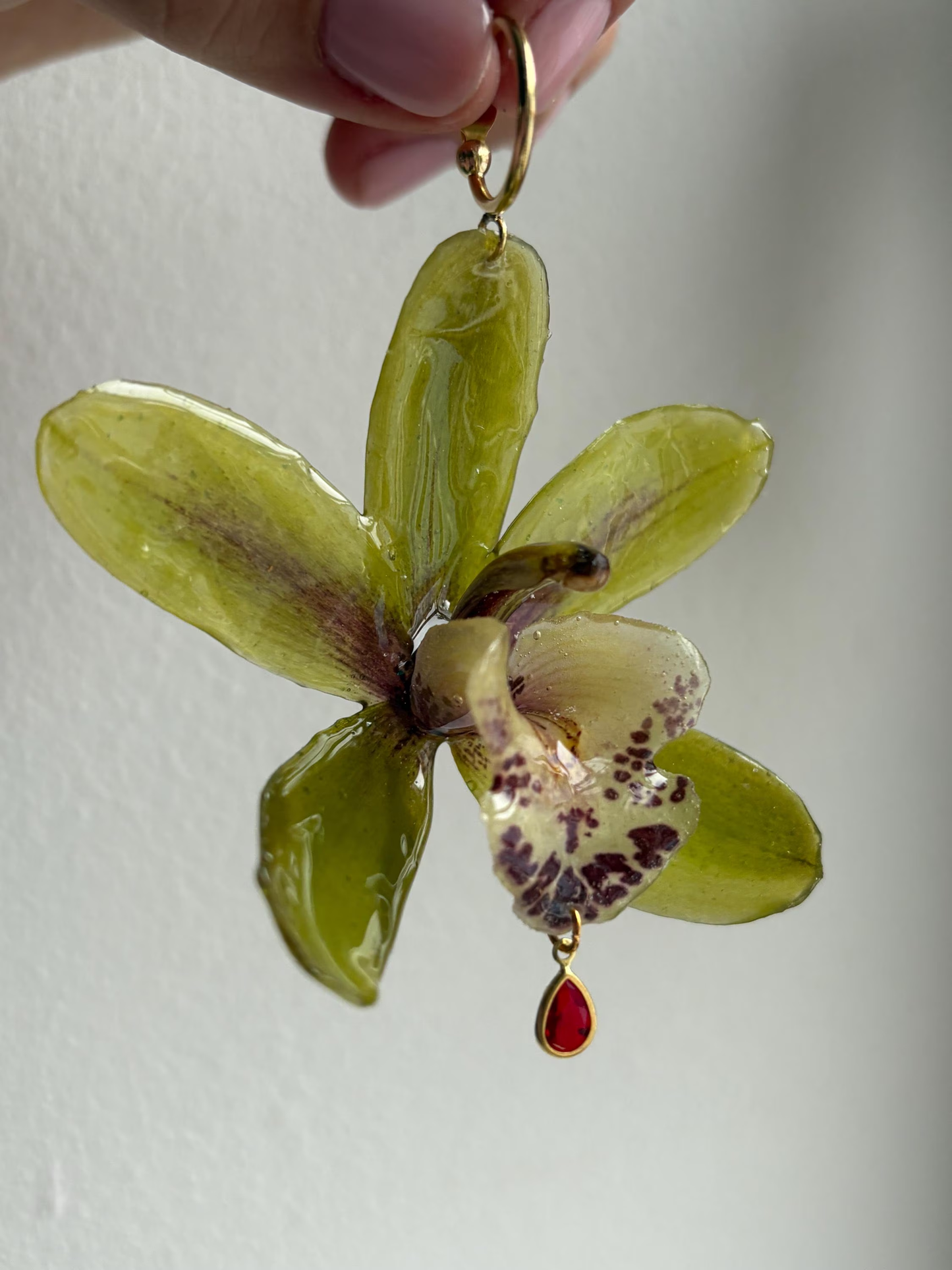 Light Green Cymbidium Orchid Earrings 18k Gold