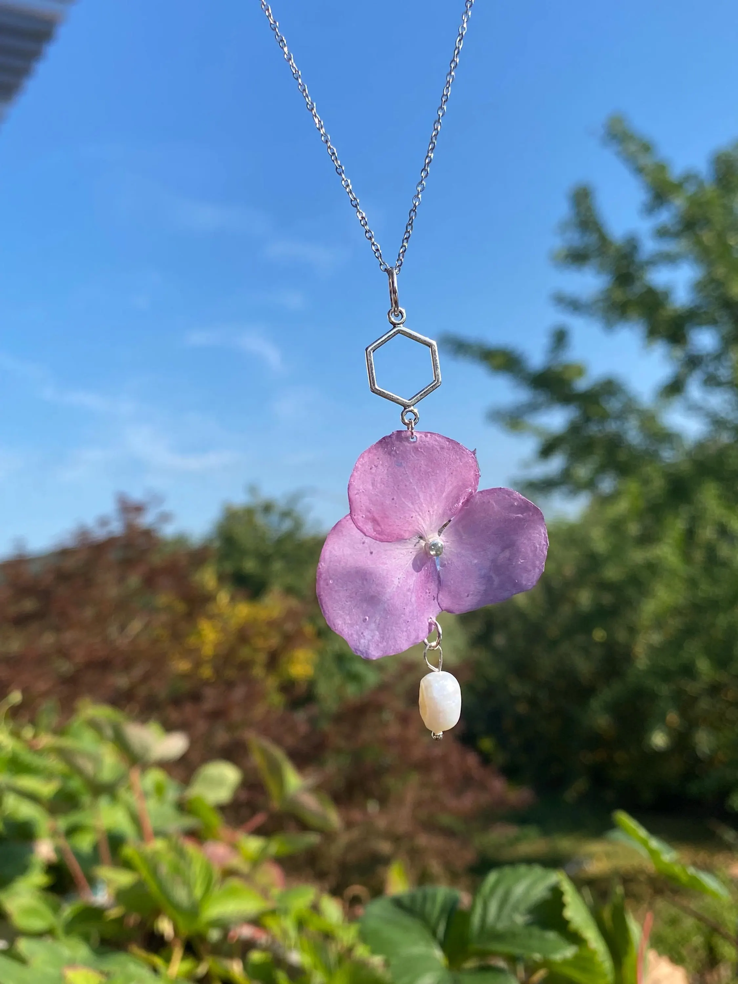 Hydrangea flower necklace with stainless steel elements