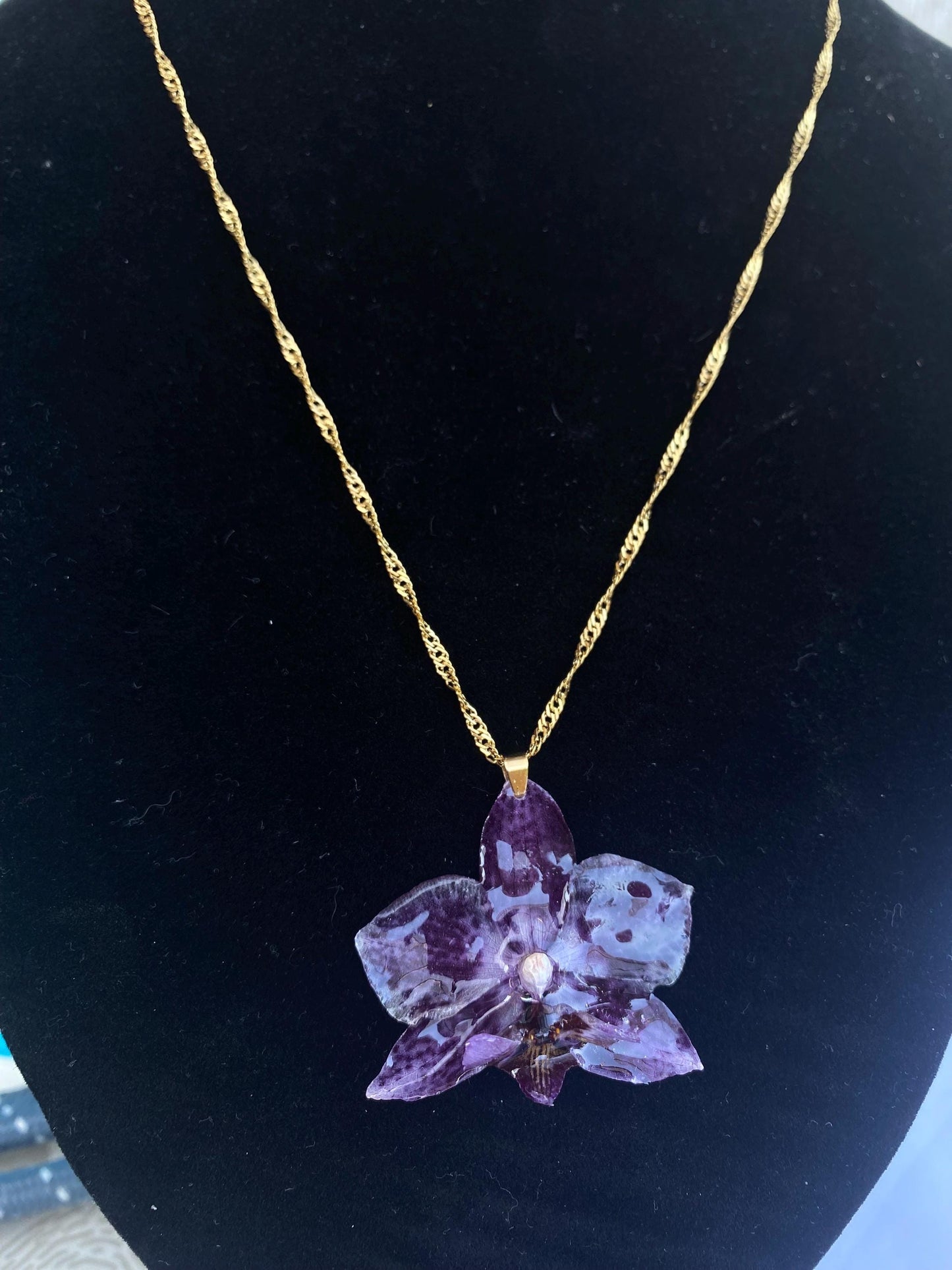 Small Dark Purple Dotted Orchid Necklace Stainless Steel