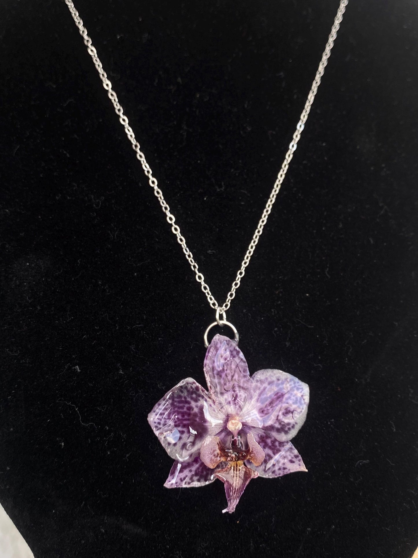 Small Dark Purple Dotted Orchid Necklace Stainless Steel