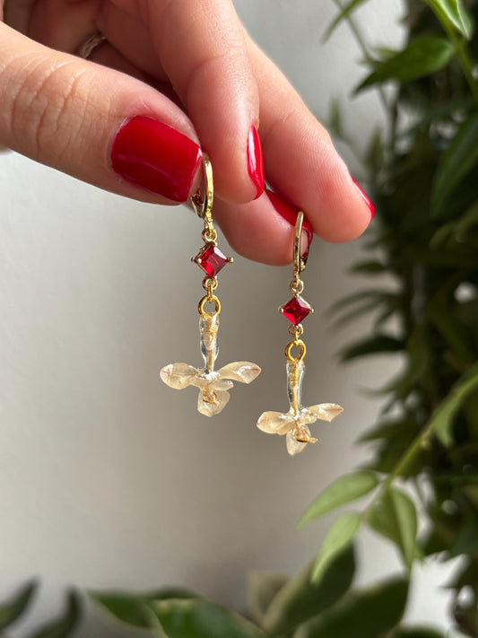 Weiße Mini Kleine Juwelen Orchideen Ohrringe Ohrstecker Edelstahl 18k Gold